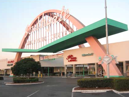 Parabolic arch of Southgate Shopping Center in Lakeland, FL | Swampy's Florida